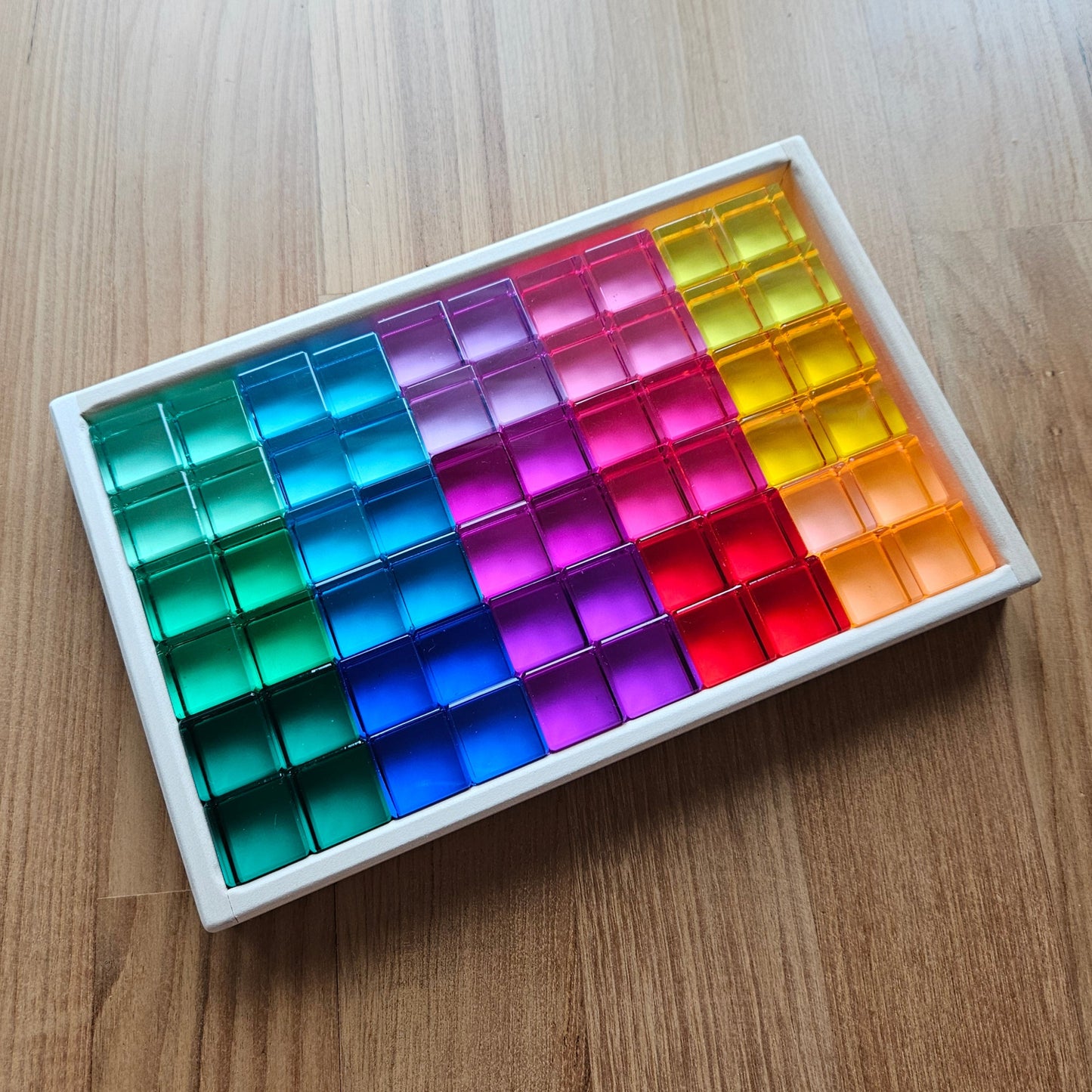 60 Rainbow-coloured Lucite Cube Blocks