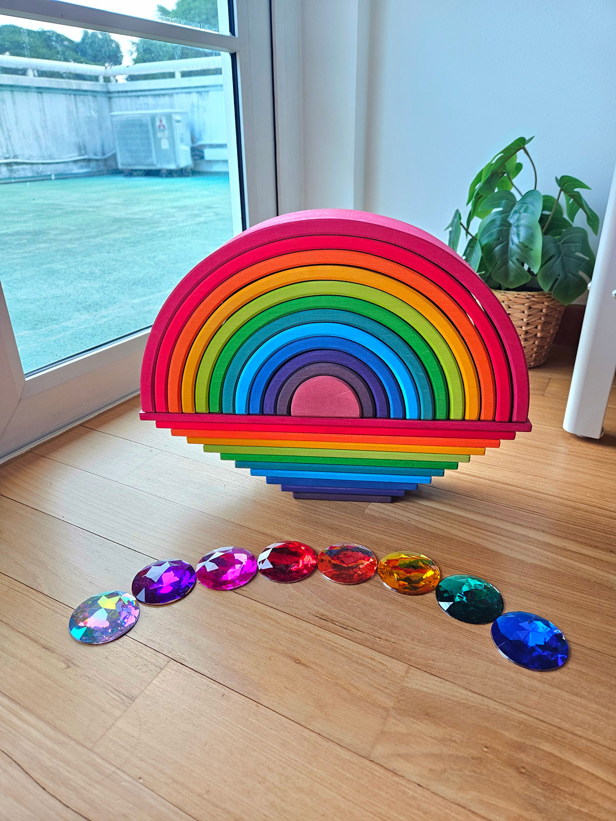16 Large Round Jewels (Rainbow)