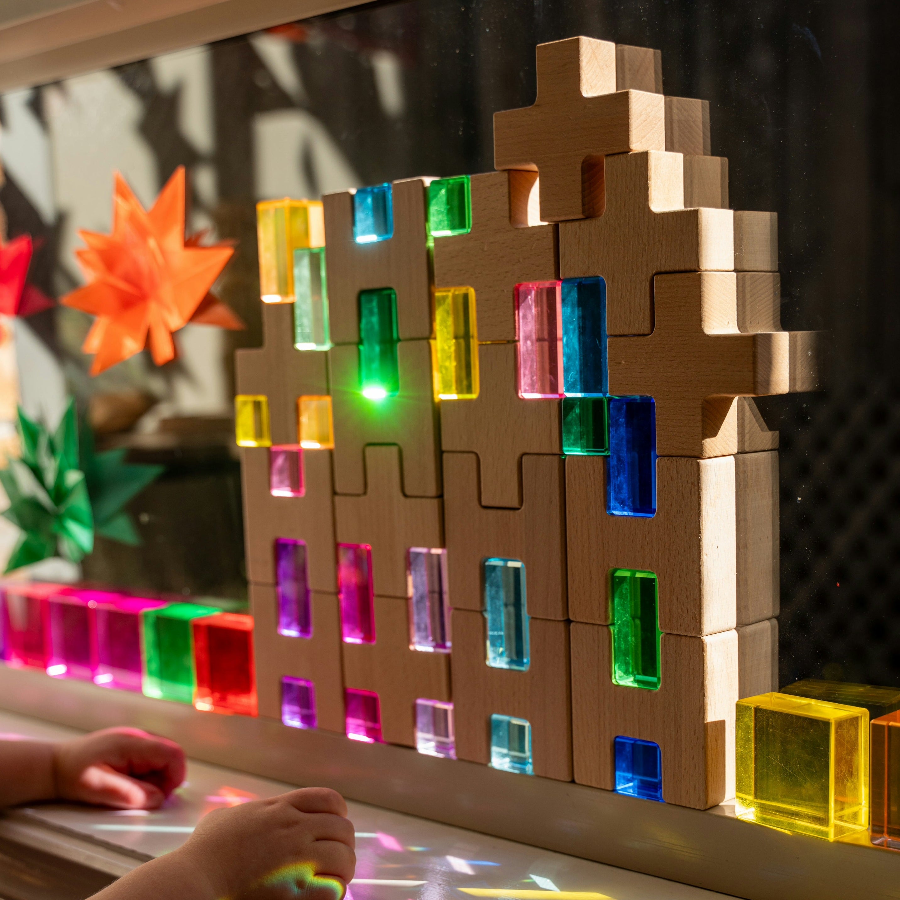 ベビービルジョン H-Cross Blocks with Lucites – Playful Little Hearts