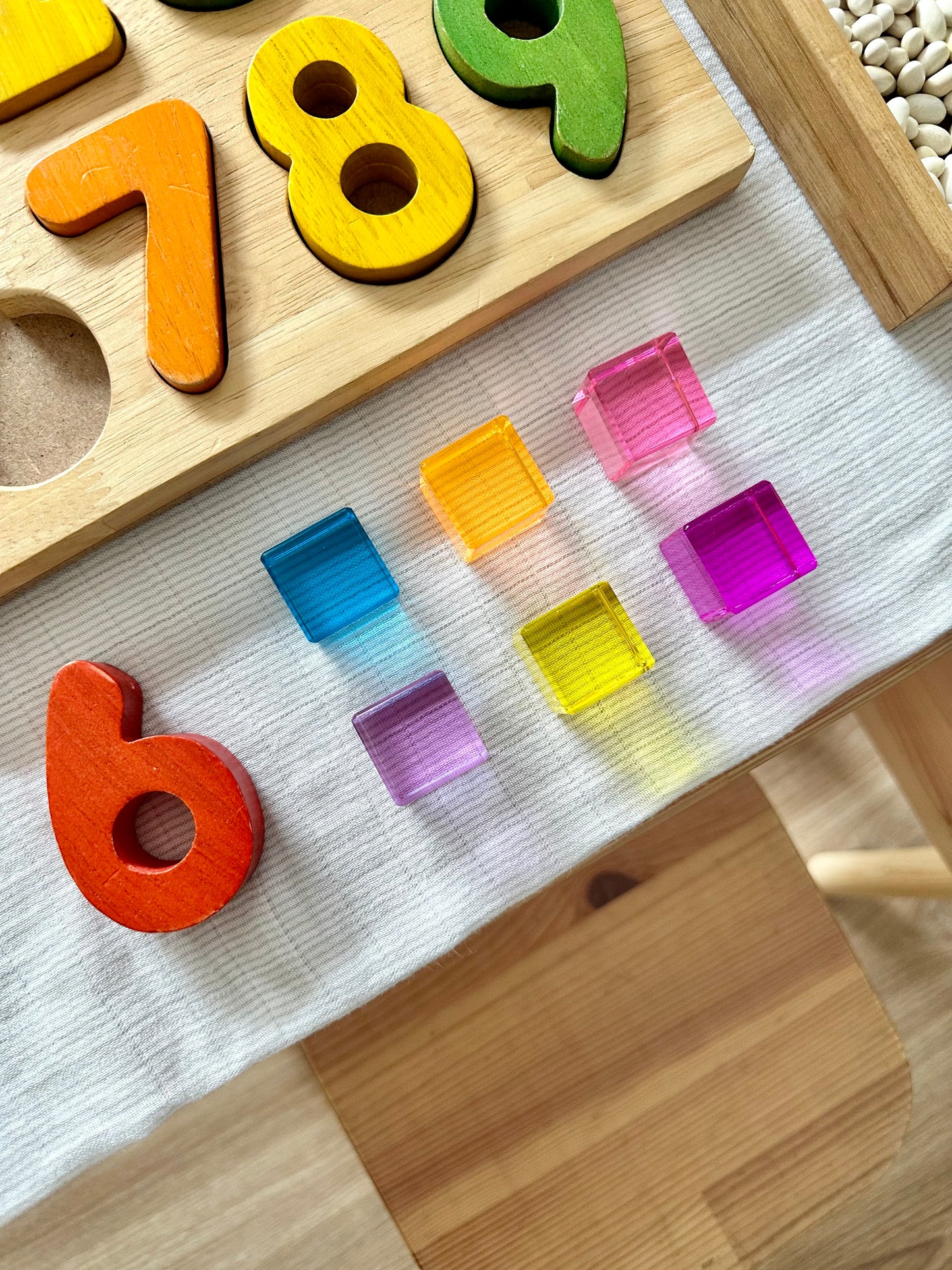 60 Rainbow-coloured Lucite Cube Blocks