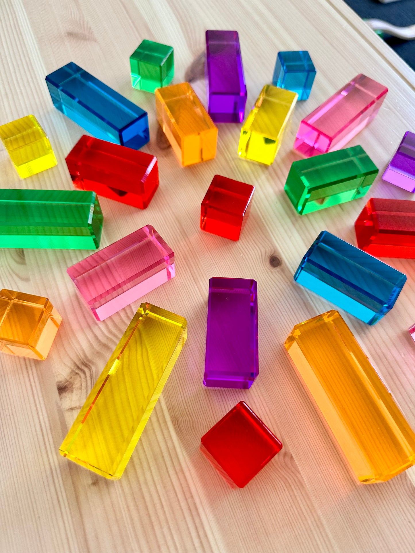 20 Lucite Columns (Rainbow Colours) *Limited Edition*