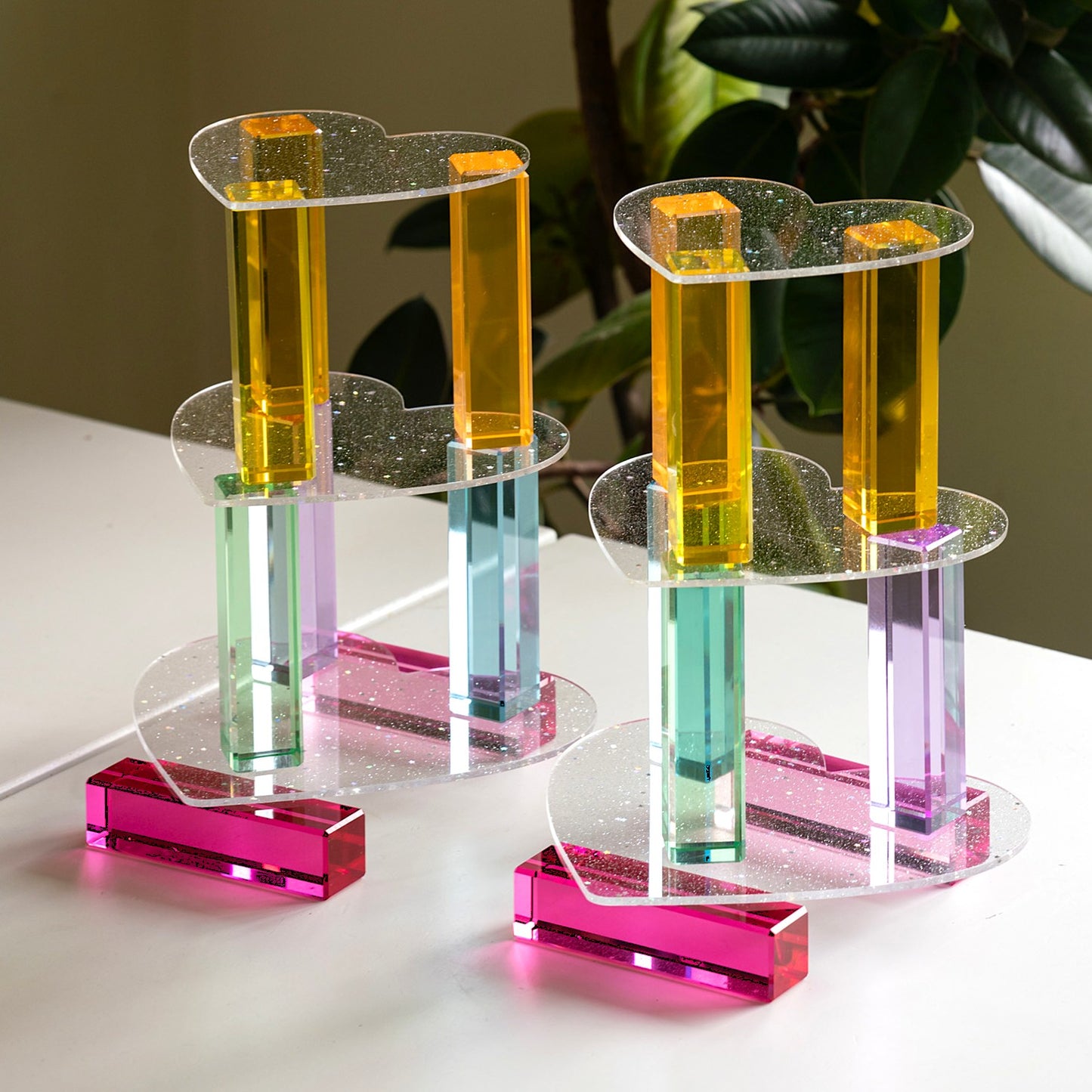 6 Glitter Heart Acrylic Platforms™