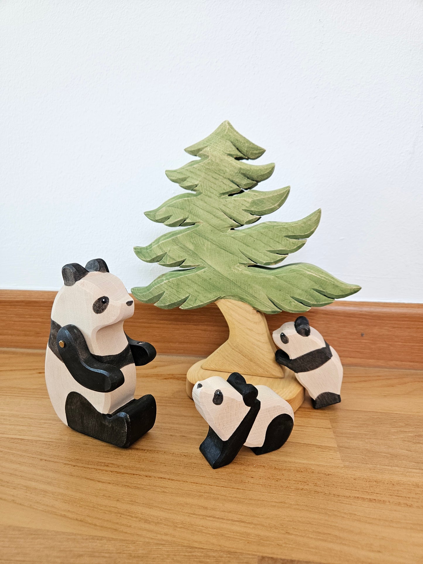 Family of Pandas