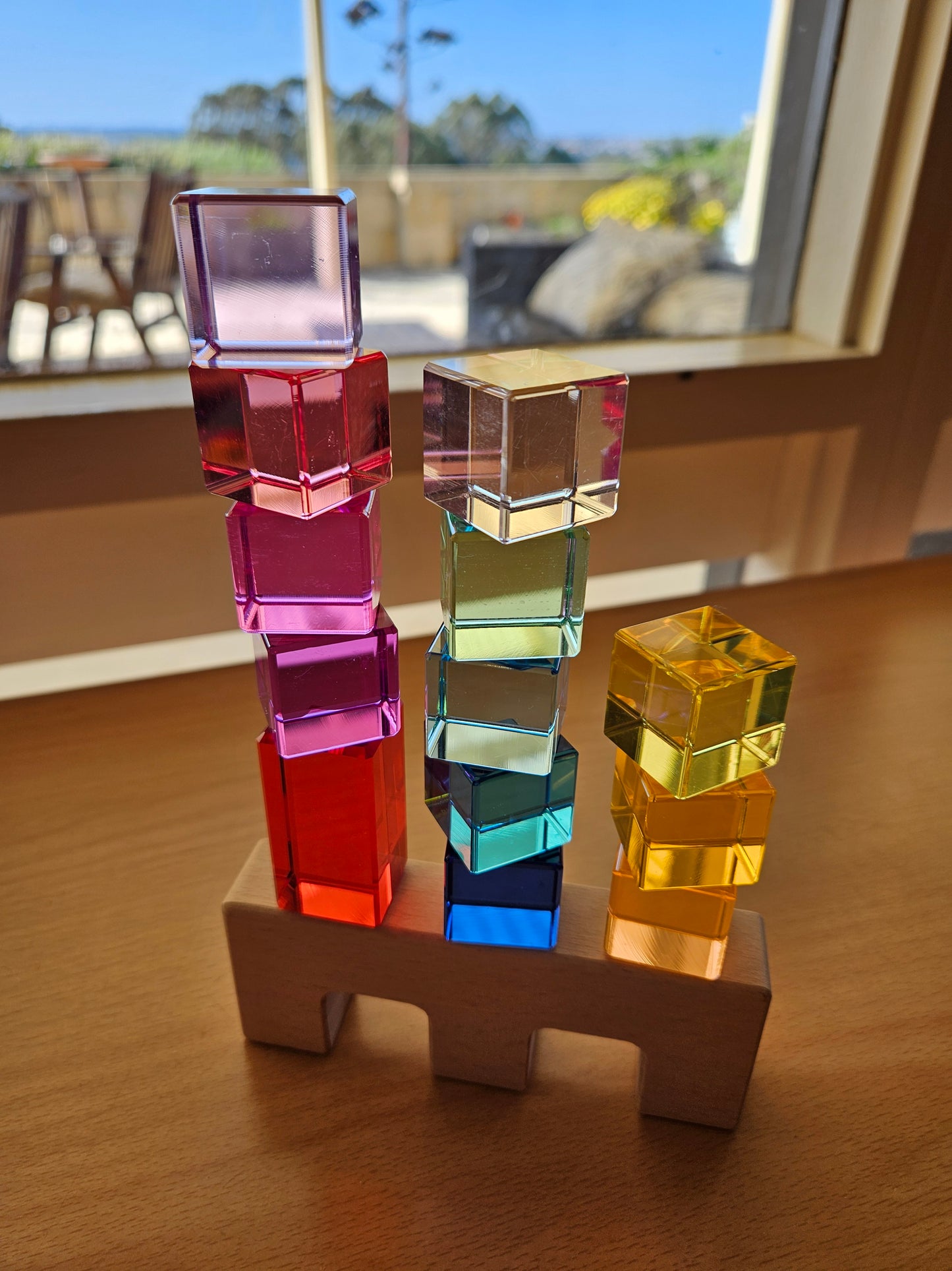 60 Rainbow-coloured Lucite Cube Blocks