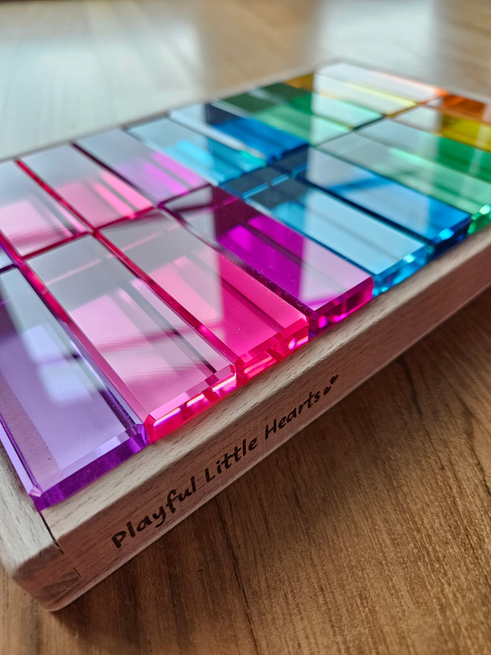 20 Lucite Columns™ (Candy) – Playful Little Hearts