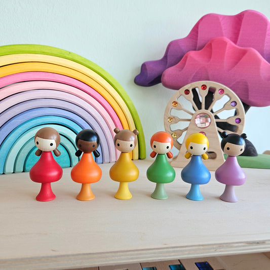 CLiCQUES Rainbow Girl Peg Dolls