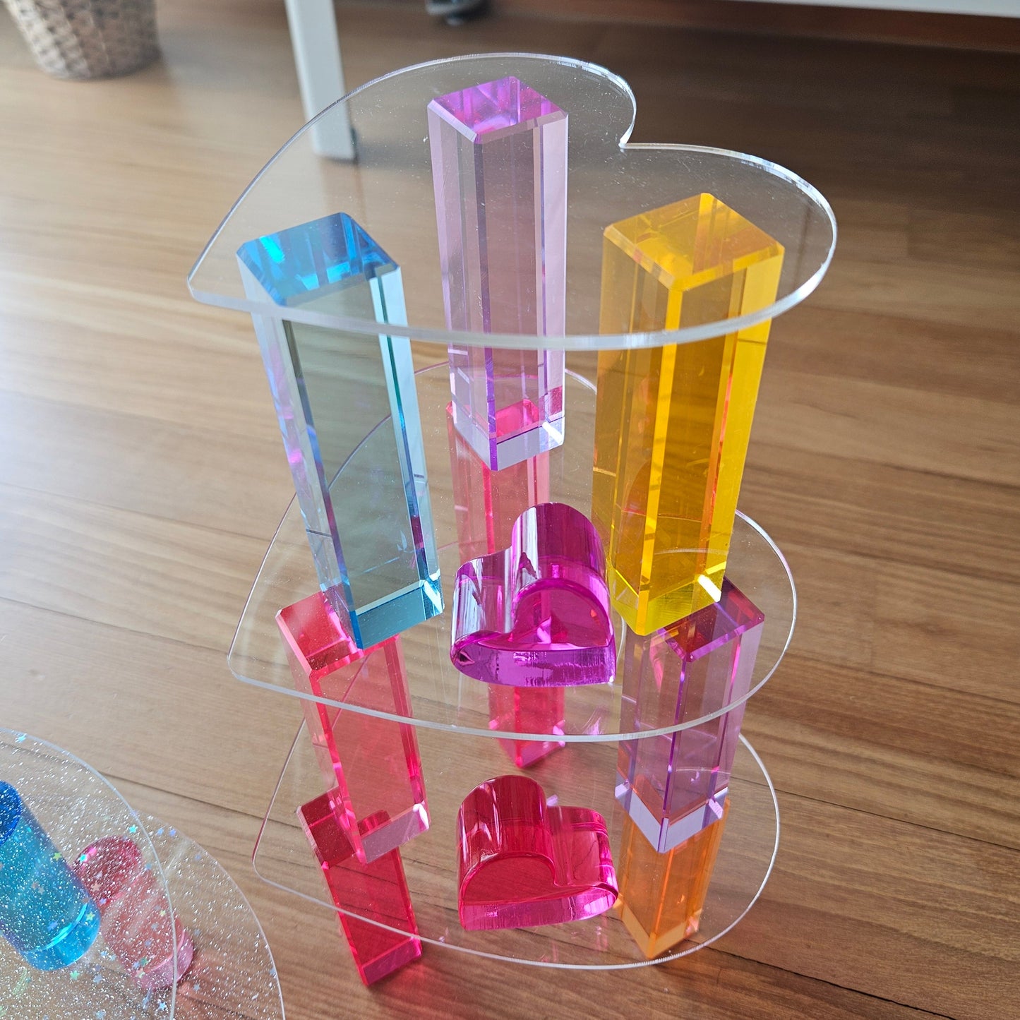 6 Clear Heart Acrylic Platforms™