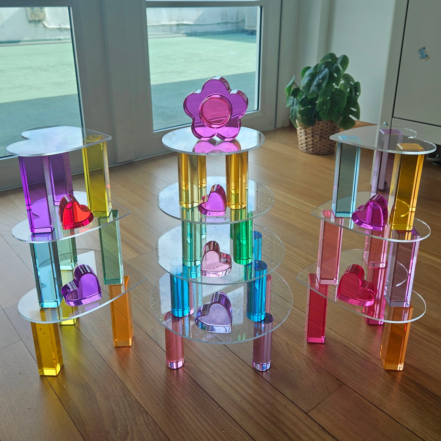 6 Clear Heart Acrylic Platforms™