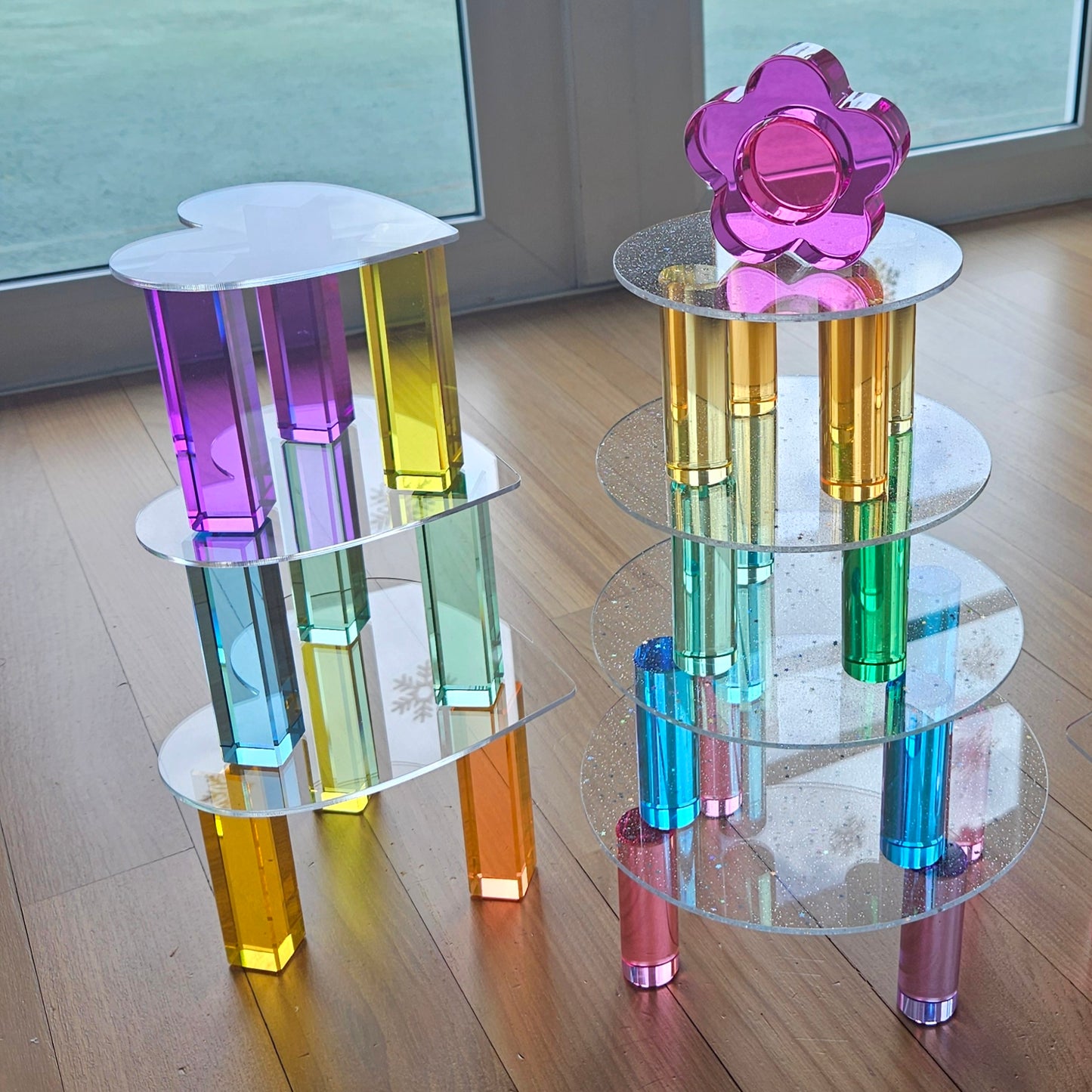 6 Clear Heart Acrylic Platforms™