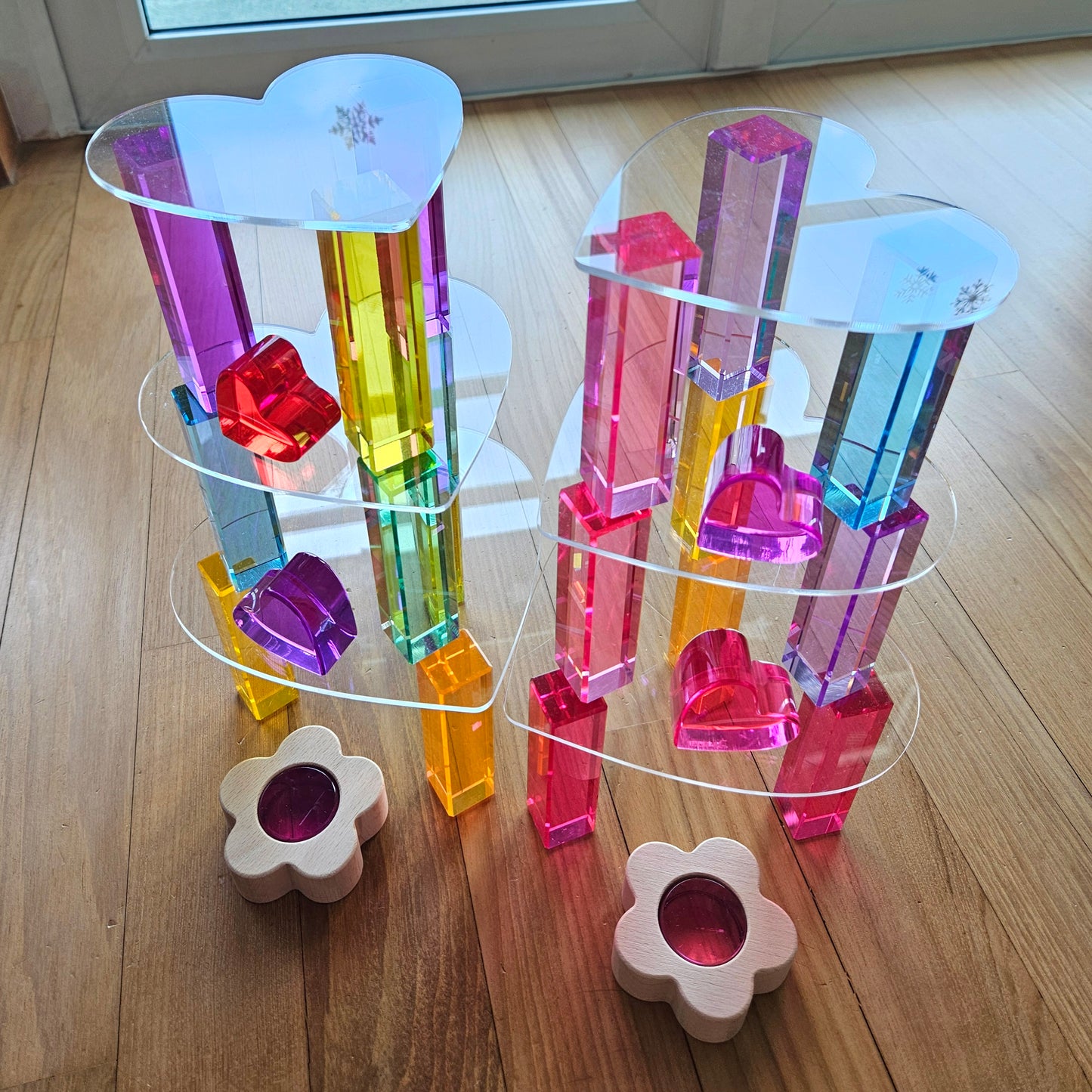 6 Clear Heart Acrylic Platforms™