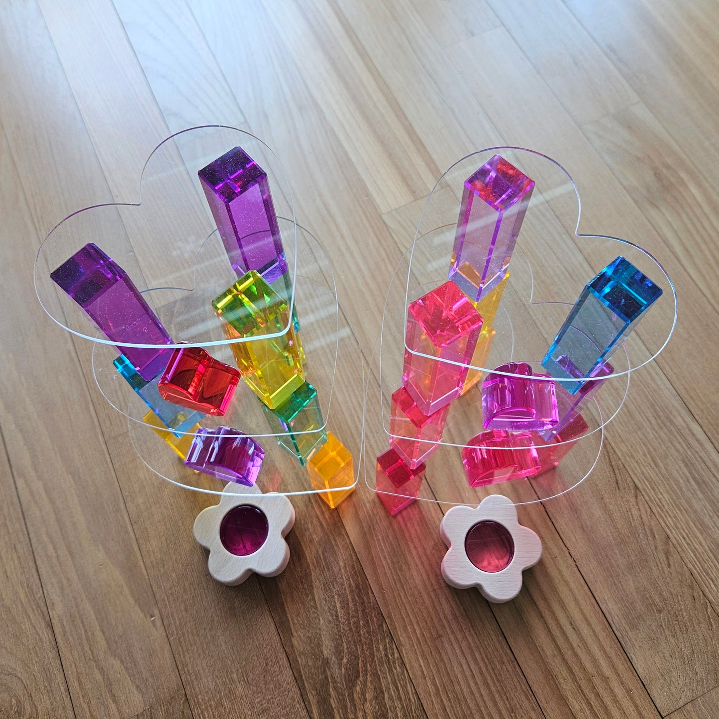 6 Clear Heart Acrylic Platforms™