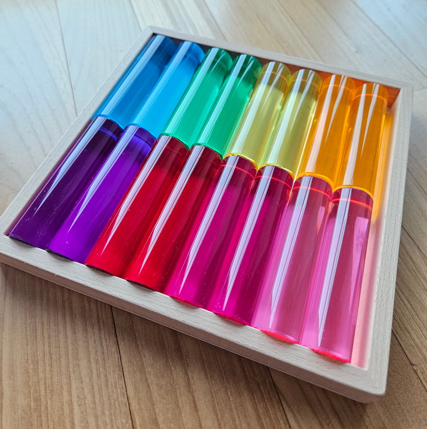 16 Lucite Cylindrical Pillars™