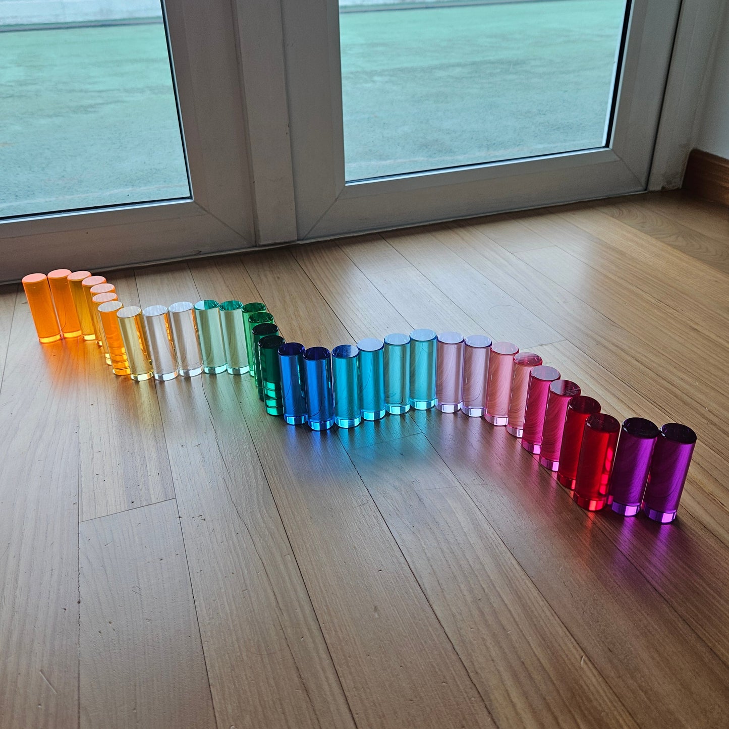 32 Medium Cylindrical Columns (Vibrant)