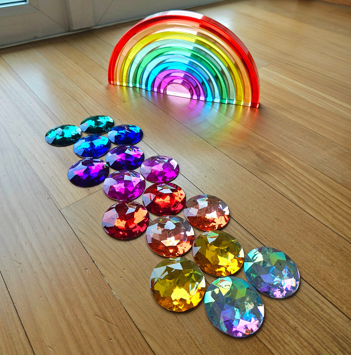 16 Large Round Jewels (Rainbow)
