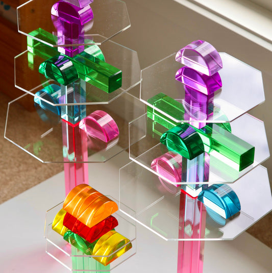 8 Clear Octagon Acrylic Platforms™