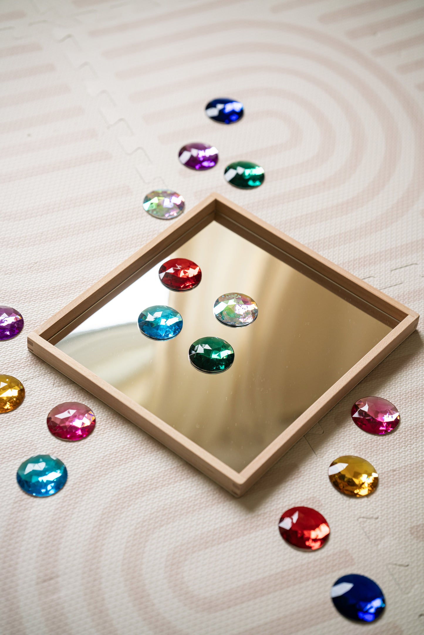 16 Large Round Jewels