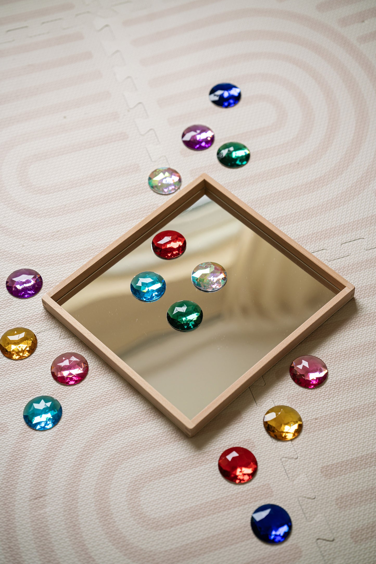 16 Large Round Jewels