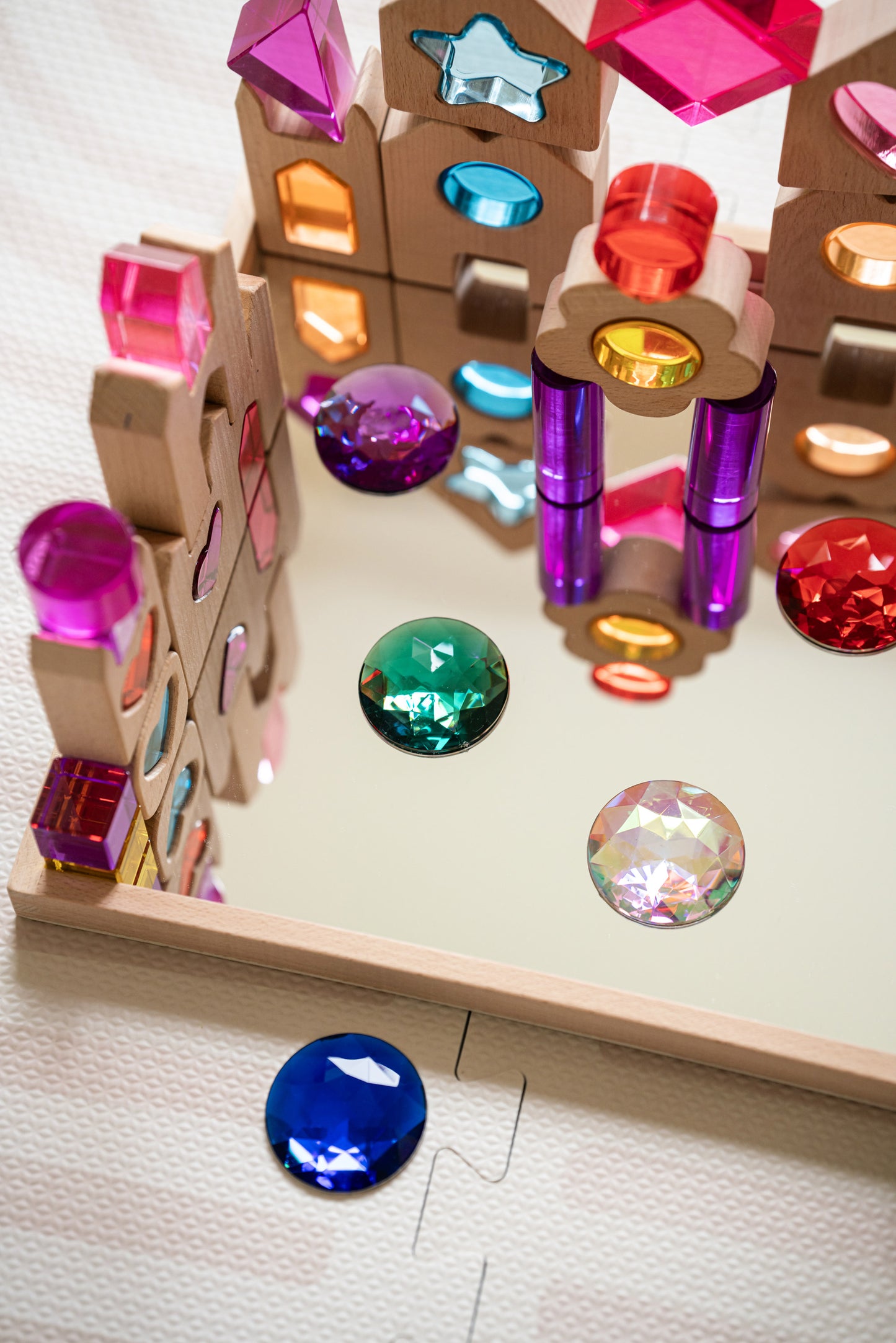 16 Large Round Jewels