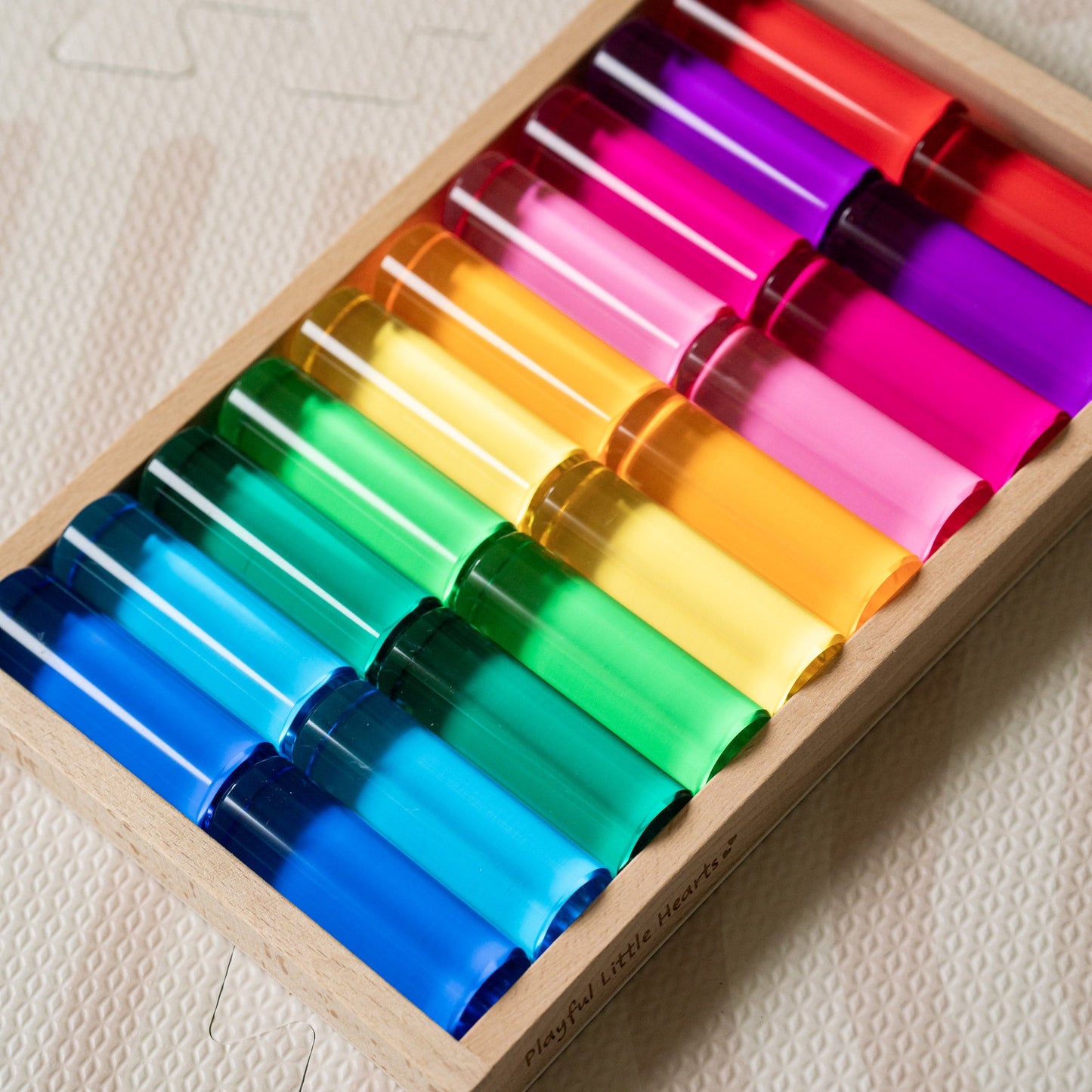 20 Medium Cylindrical Columns (Rainbow)