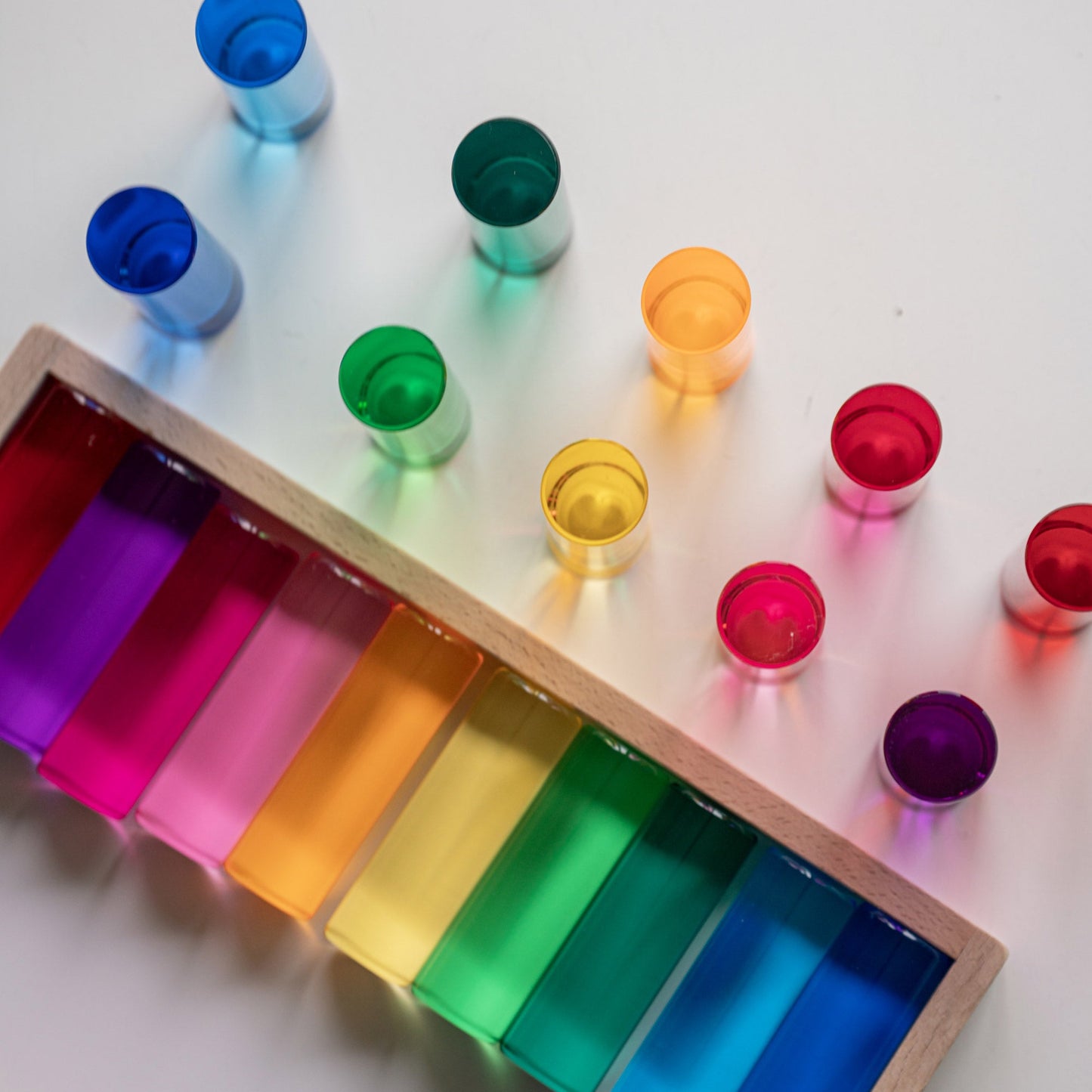 20 Medium Cylindrical Columns (Rainbow)